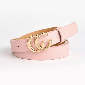 Double C belt for women in pink color with a gold buckle